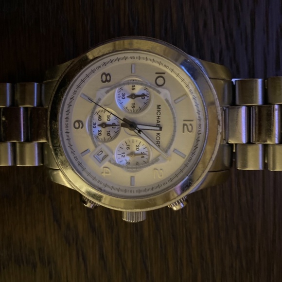 Unisex Michael kors watch - Picture 3 of 3